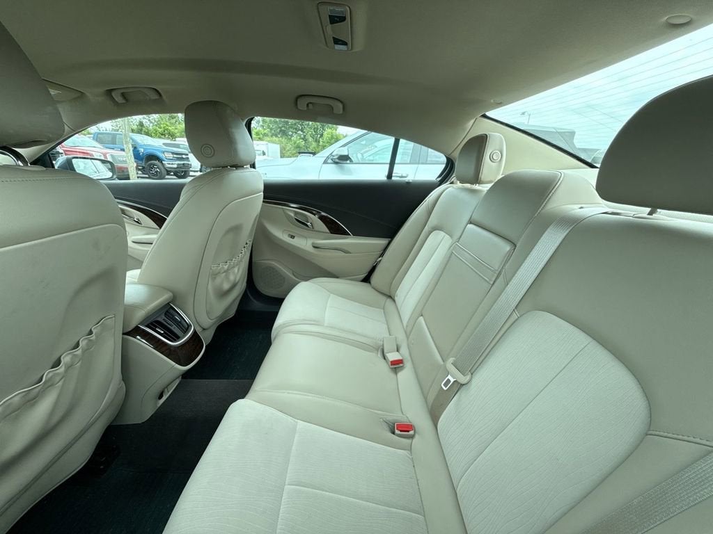 2015 Buick LaCrosse Base