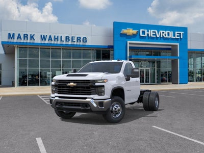 2025 Chevrolet Silverado 3500 HD Chassis Cab Work Truck
