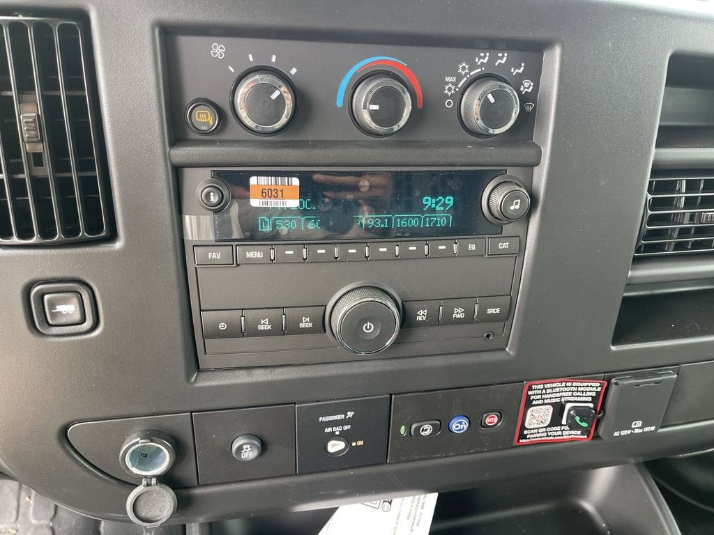 2026 Chevrolet Express Cargo WT