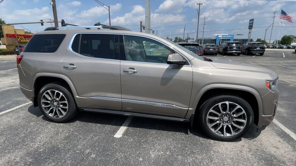 2022 GMC Acadia Denali