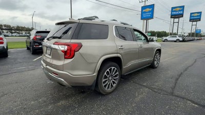 2022 GMC Acadia Denali