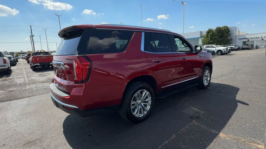 2023 GMC Yukon SLT
