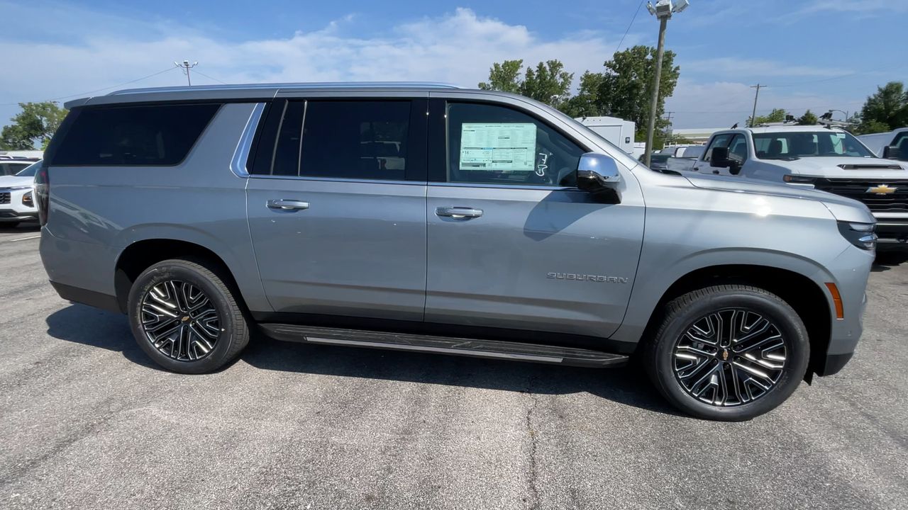 2025 Chevrolet Suburban Premier