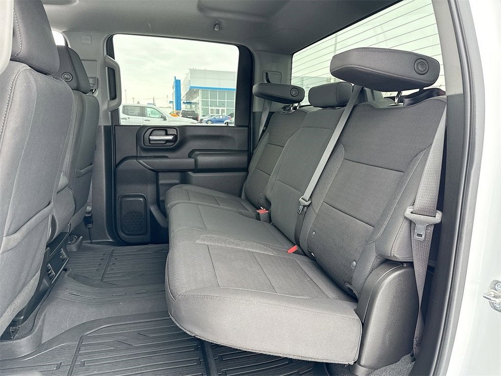 2024 GMC Sierra 2500 HD Pro