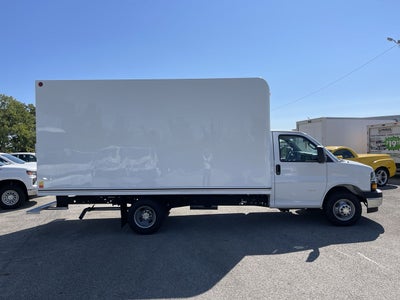 2025 Chevrolet Express Cutaway 3500 1WT