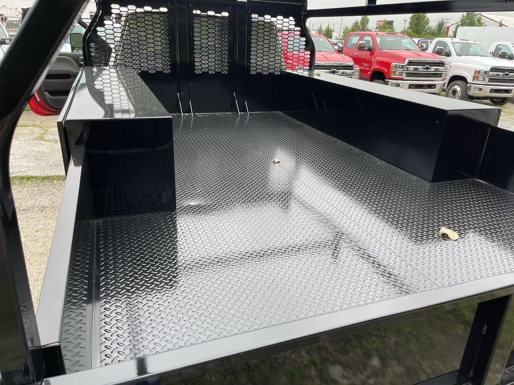 2024 Chevrolet Silverado 5500 HD Work Truck