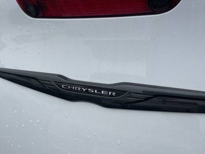 2022 Chrysler 300 Touring L