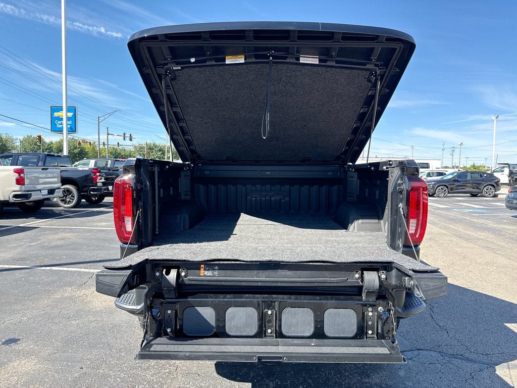 2023 GMC Sierra 1500 AT4