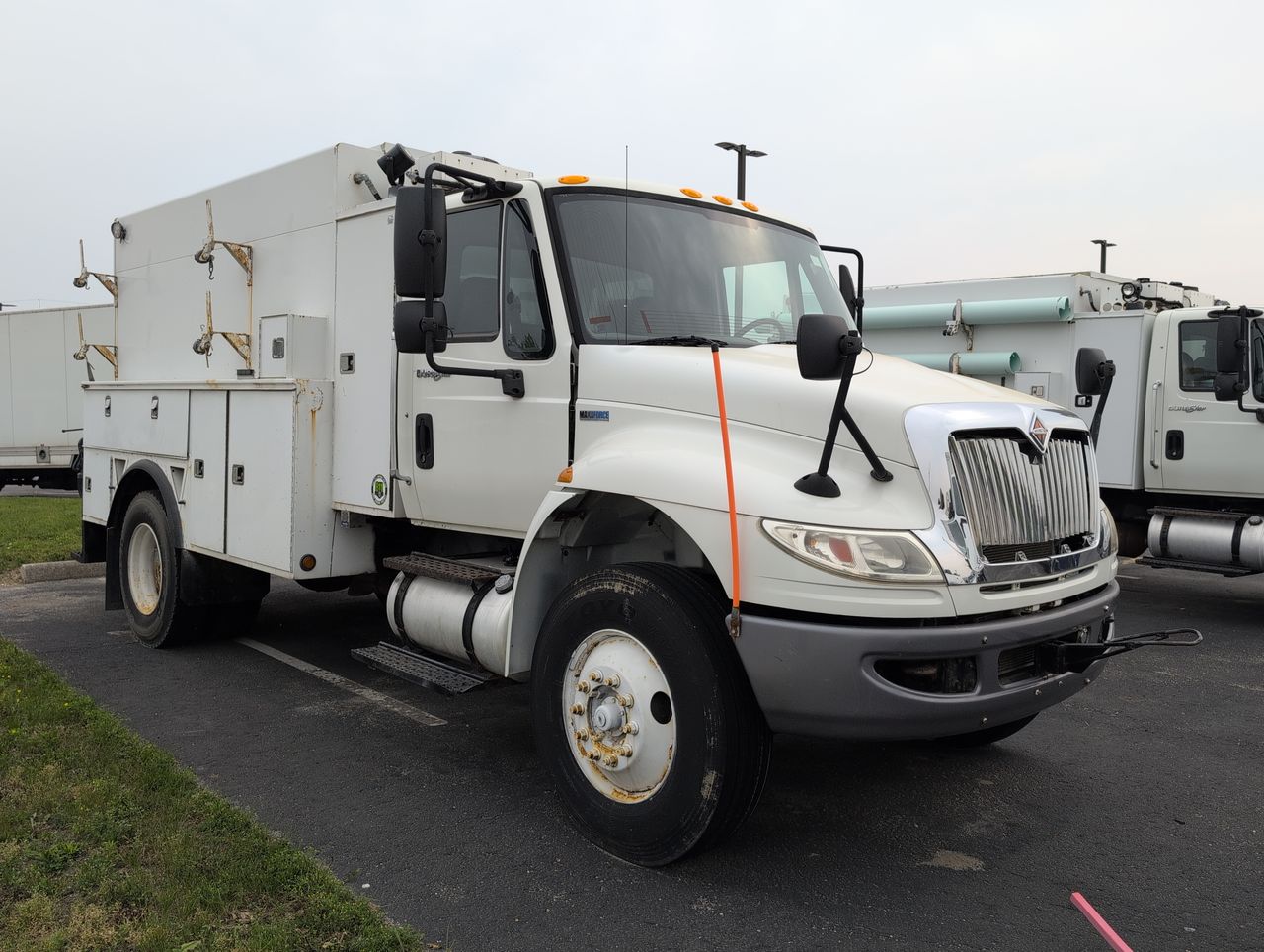 2014 INTERNATIONAL 4100 NA