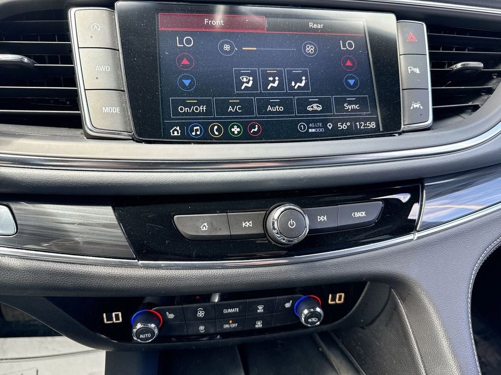 2023 Buick Enclave Essence