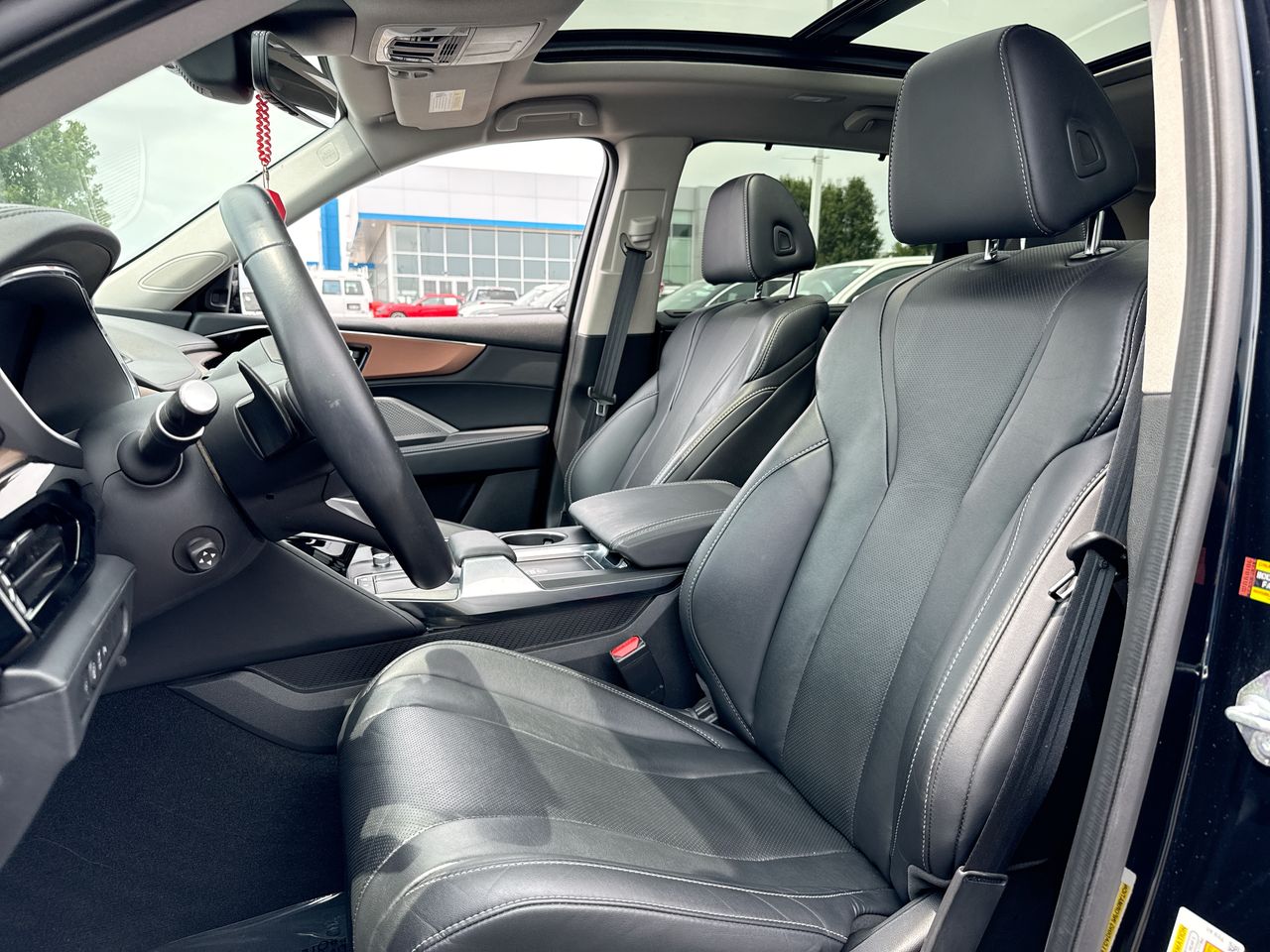 2022 Acura MDX w/Technology Package