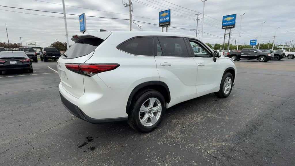2023 Toyota Highlander L