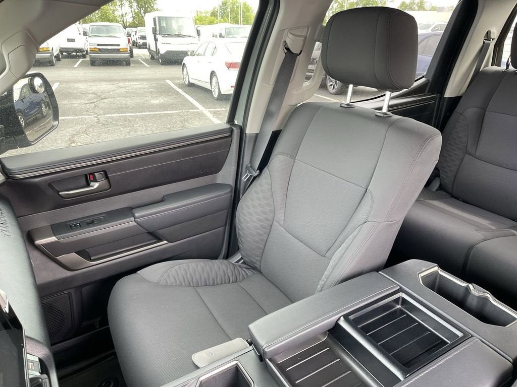 2024 Toyota Tundra 4WD SR5