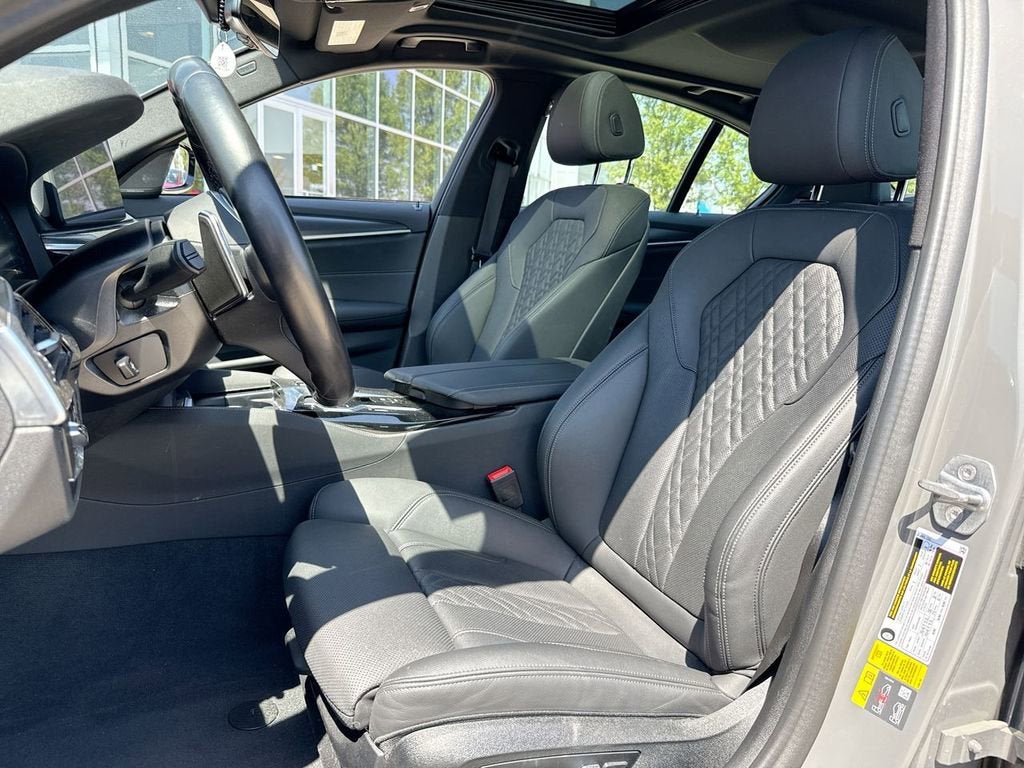 2022 BMW 5 Series 530e xDrive