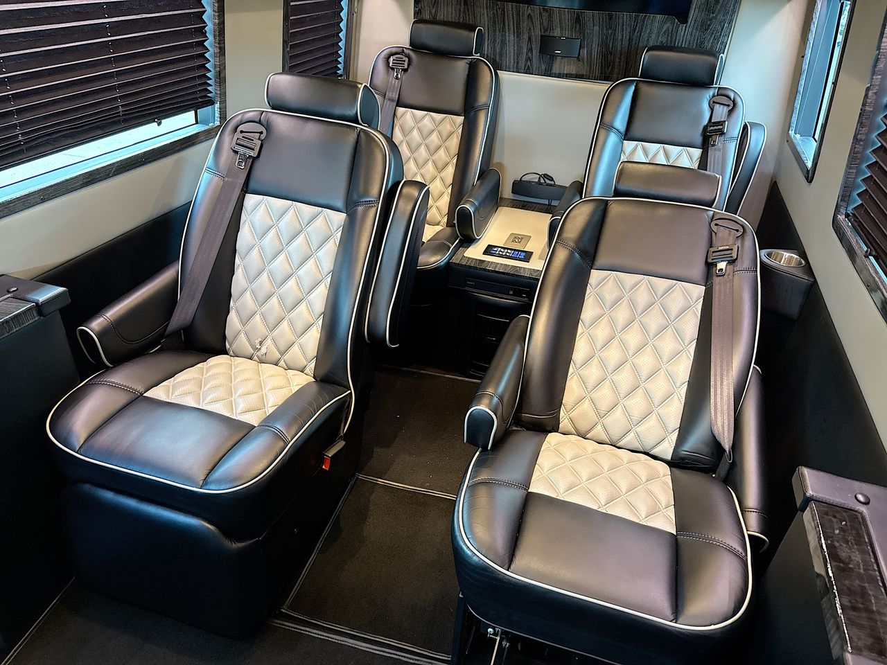 2016 Mercedes-Benz Sprinter Chassis-Cabs 2WD Reg Cab 170" WB