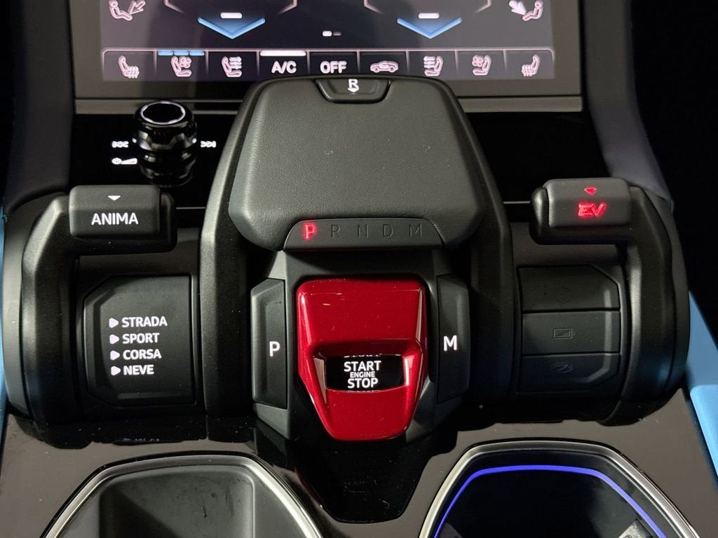 2025 Lamborghini Urus SE