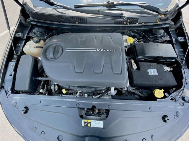 2016 Chrysler 200 S