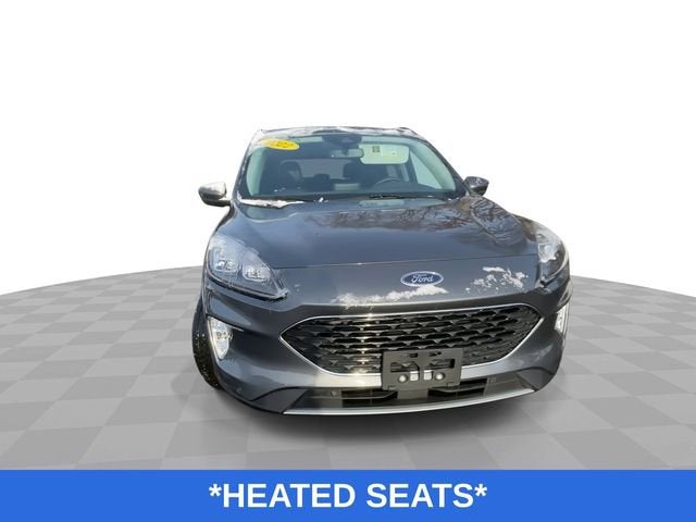 2022 Ford Escape Titanium Hybrid