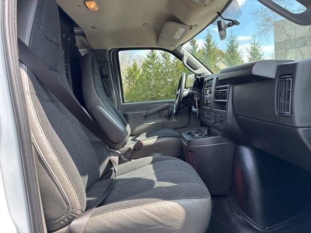 2024 Chevrolet Express Cargo 2500 WT