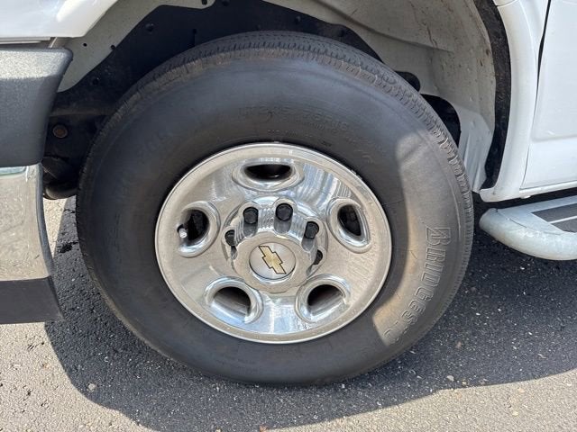 2024 Chevrolet Express Cargo 2500 WT