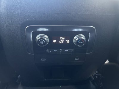 2023 GMC Yukon SLE