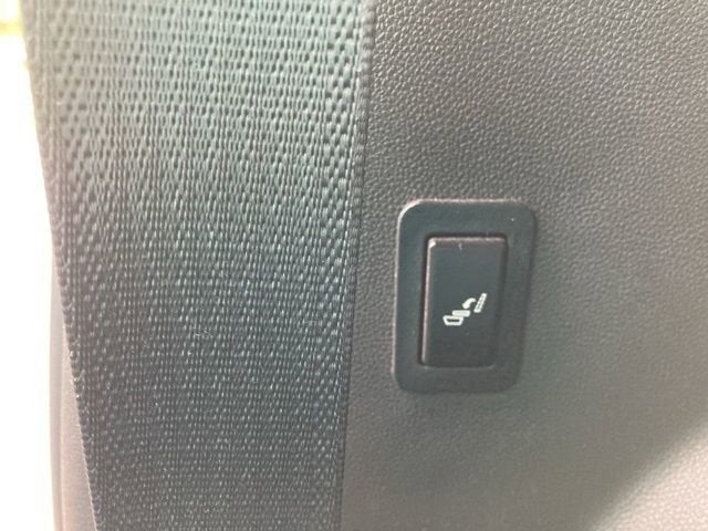 2022 GMC Yukon XL AT4