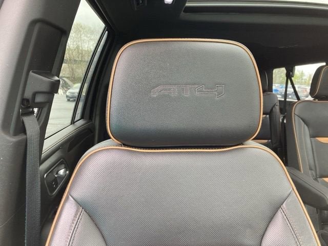 2022 GMC Yukon XL AT4