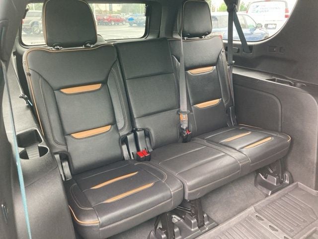 2022 GMC Yukon XL AT4