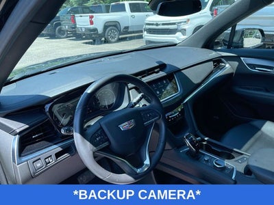 2025 Cadillac XT6 Luxury