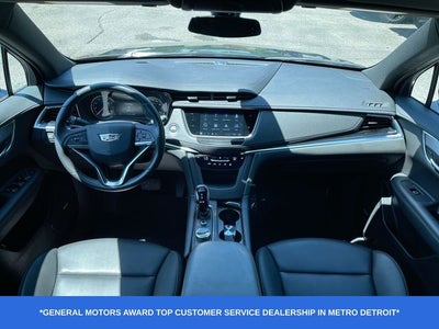 2025 Cadillac XT6 Luxury