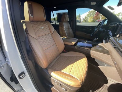 2024 Cadillac Escalade Sport