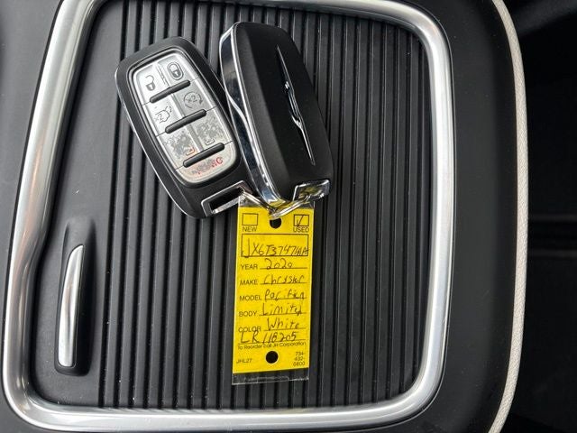 2020 Chrysler Pacifica Limited