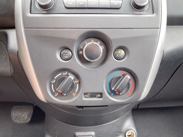 2017 Nissan Versa Sedan SV