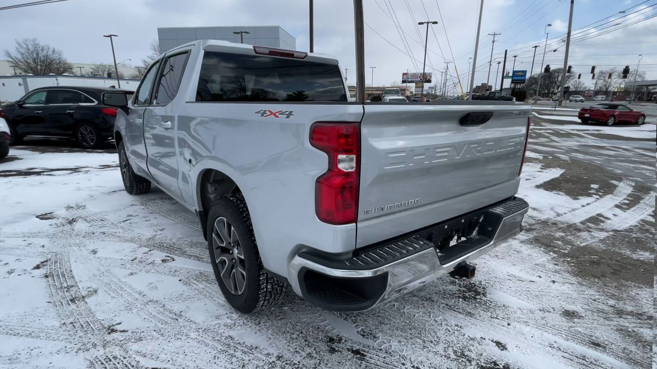 2022 Chevrolet Silverado 1500 LT (2FL)