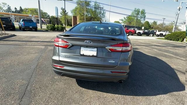 2020 Ford Fusion SE