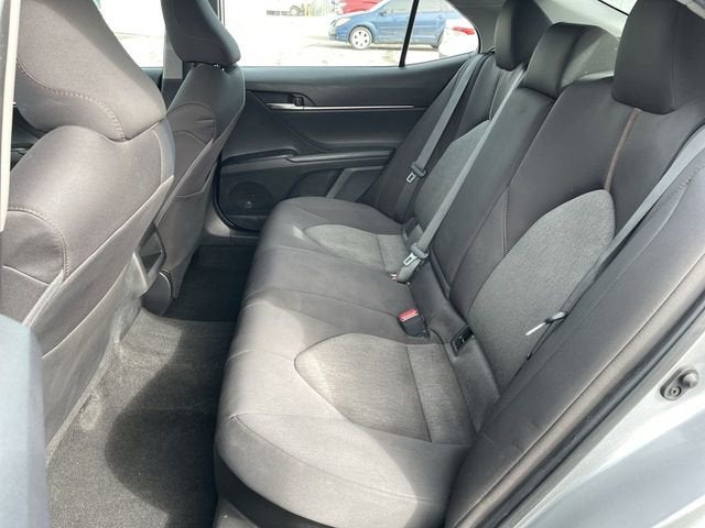 2019 Toyota Camry Hybrid LE