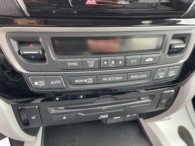 2022 Honda Pilot Touring 7-Passenger