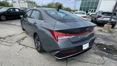 2025 Hyundai Elantra SEL Convenience