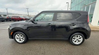 2024 Kia Soul LX